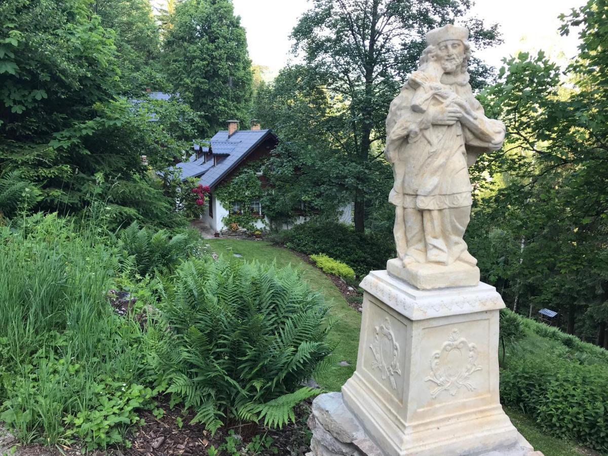 Chalupa Pod Skalou I. Paseky nad Jizerou Buitenkant foto