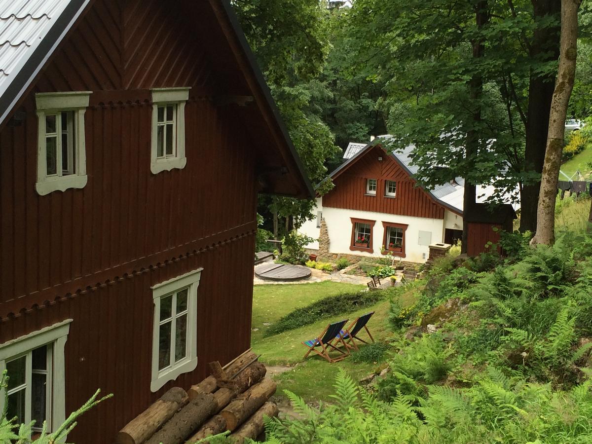 Chalupa Pod Skalou I. Paseky nad Jizerou Buitenkant foto