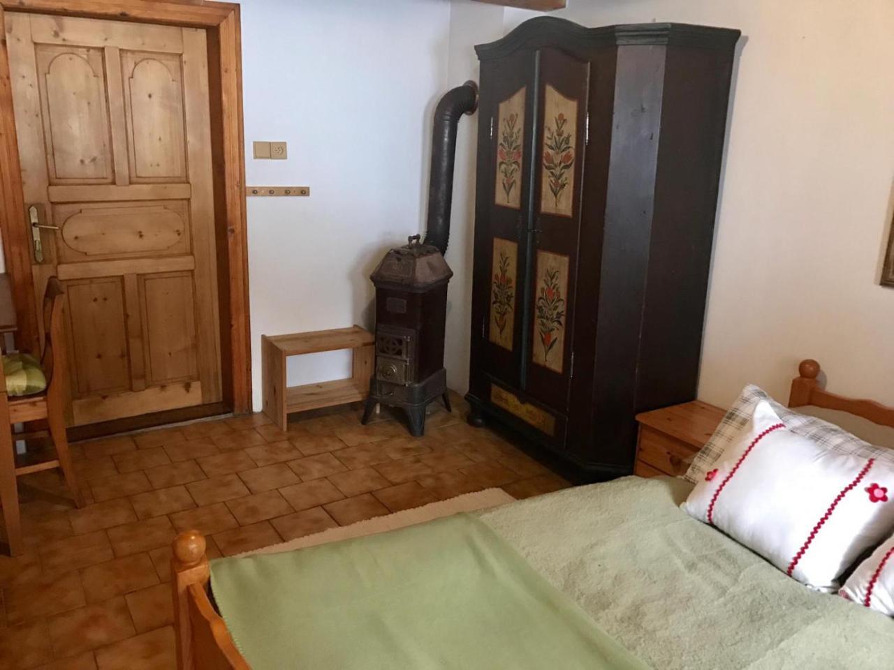 Chalupa Pod Skalou I. Paseky nad Jizerou Buitenkant foto